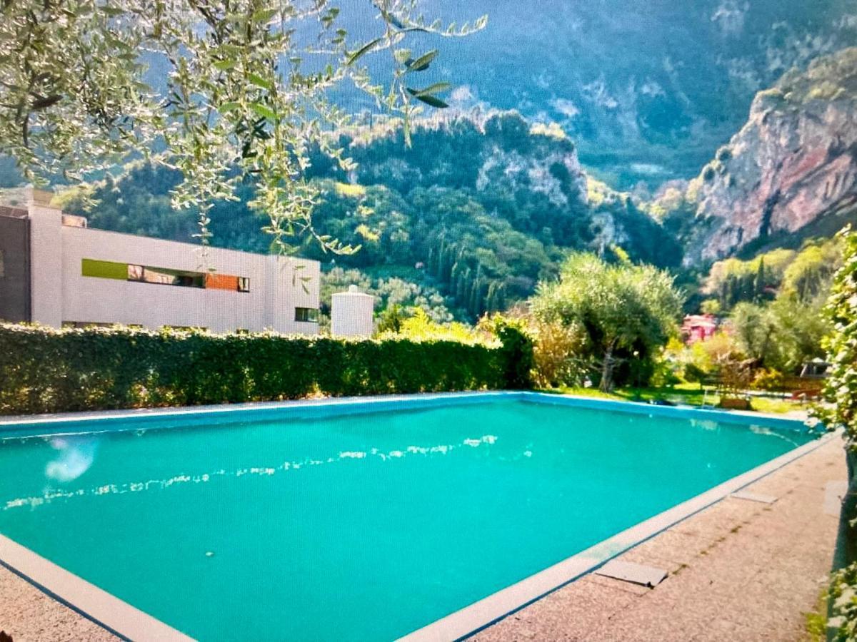 Appartamento Peppino Mit Seeblick Und Pool Riva del Garda Eksteriør billede